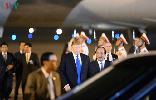 第二次美朝首脑会晤：美国总统特朗普称朝鲜潜力巨大 - ảnh 1