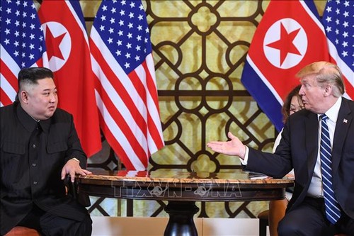 美国总统特朗普愿与朝鲜就无核化问题再举行会谈 - ảnh 1