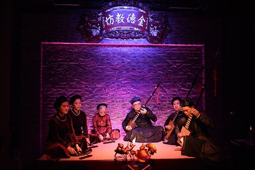 Classical theatre embraced by young Vietnamese  - ảnh 1