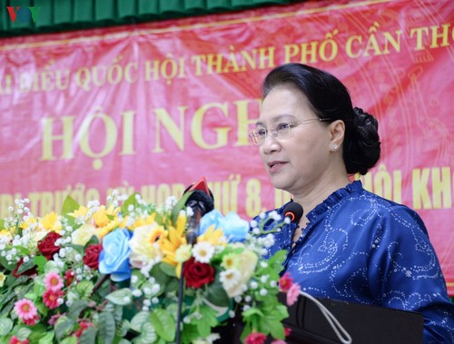 Top legislator meets voters in Can Tho City - ảnh 1