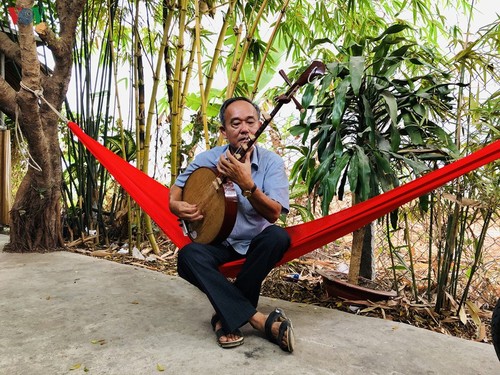 Veteran Mekong Delta artist sees “amateur singing” as his soulmate - ảnh 2