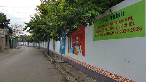 Street murals spread positive life message  - ảnh 1