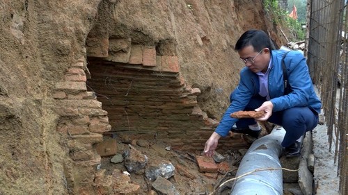 Ancient tomb unearthed in Ha Tinh - ảnh 1