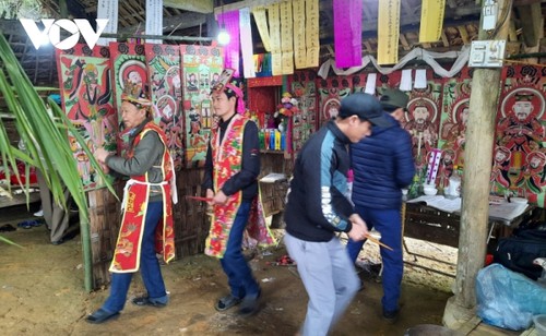 Red Dao ethnic people’s festival to pray for bumper crop - ảnh 2