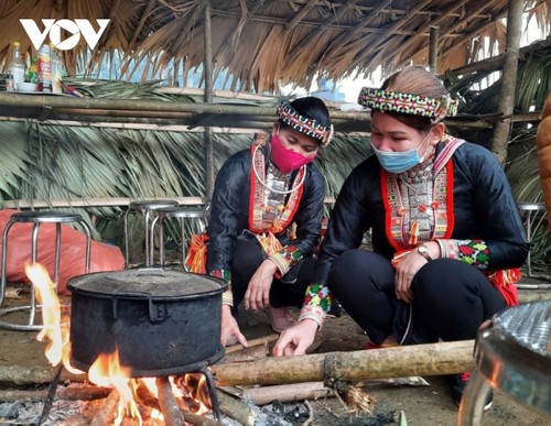 Red Dao ethnic people’s festival to pray for bumper crop - ảnh 3