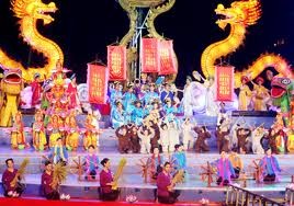 Hue: ciudad de festivales y espectáculos de Vietnam - ảnh 3