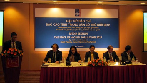 Publica en Vietnam Informe de la población mundial 2012  - ảnh 1