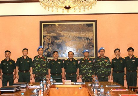 Vietnam envía más oficiales a operación de mantenimiento de la paz de la ONU - ảnh 1