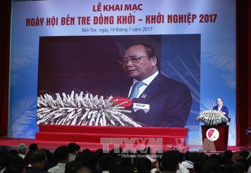 Premier vietnamita reitera el respaldo a los emprendedores jóvenes  - ảnh 1