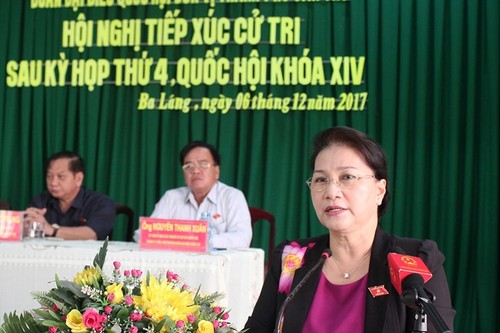 Dirigente parlamentaria se reúne con el electorado de Can Tho  - ảnh 1