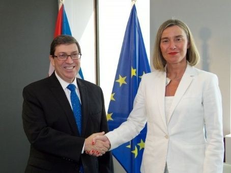 Cuba y UE firman acuerdo de cooperación en energías renovables - ảnh 1