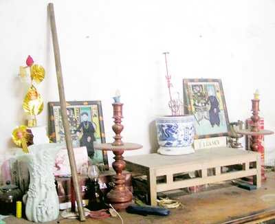 El veterano de guerra Phung Van Quan preserva el legendario bastón de bambú de Truong Son - ảnh 2