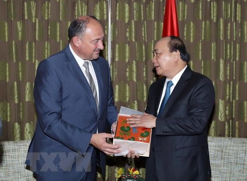 Continúan actividades del premier vietnamita en su visita a Bélgica  - ảnh 1