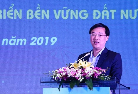 Intelectuales vietnamitas proponen iniciativas en apoyo al desarrollo sostenible del país  - ảnh 1