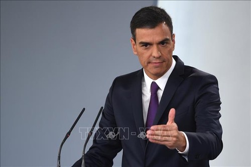 Presidente del Gobierno español anuncia nuevo gabinete - ảnh 1