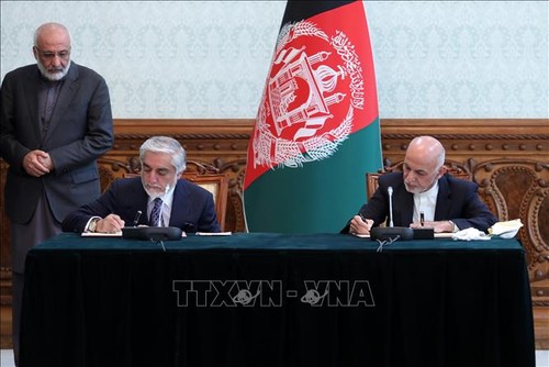 OTAN y Estados Unidos acogen con beneplácito el acuerdo de poder compartido en Afganistán - ảnh 1