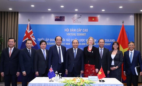 Vietnam y Nueva Zelanda emiten Declaración Conjunta sobre establecimiento de Asociación Estratégica  - ảnh 1