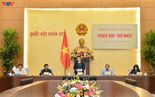 Consejo Electoral Nacional de Vietnam convoca primera reunión - ảnh 1