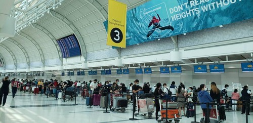 320 vietnamitas repatriados desde Canadá - ảnh 1