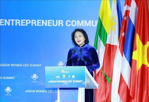 Vietnam celebra la Cumbre de Mujeres Emprendedoras de la Asean - ảnh 1
