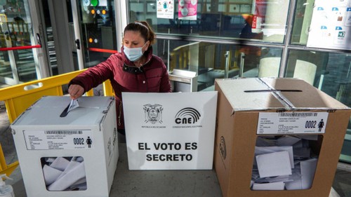 Arrancan en Ecuador las eleciones presidenciales 2021  - ảnh 1