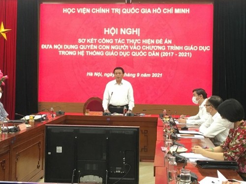 Vietnam pretende integrar el tema de derechos humanos en el sistema educacional del país - ảnh 1