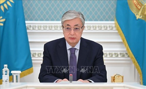 Líderes de Kazajstán y Bielorrusia conversan por vía telefónica sobre la situación en el territorio kazajio - ảnh 1