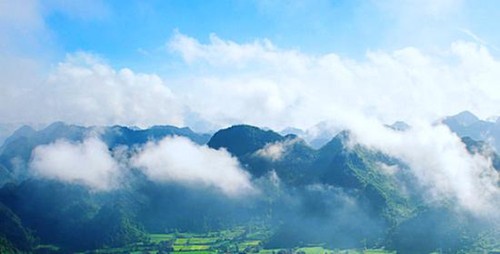 Lung Van, lugar para disfrutar de un espectacular mar de nubes - ảnh 1
