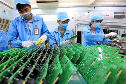 Medio de comunicación de Taipei (China) ensalza posición de Vietnam en el sector manufacturero en 2022 - ảnh 1