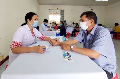 Localidades vietnamitas promueven actividades voluntarias de verano   - ảnh 1