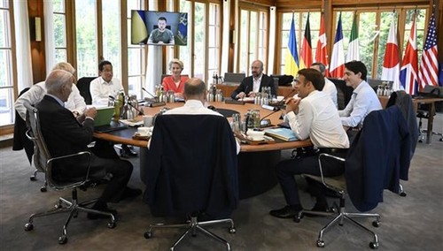Ministros de Finanzas del G7 abogan por aumentar el apoyo financiero a Ucrania - ảnh 1