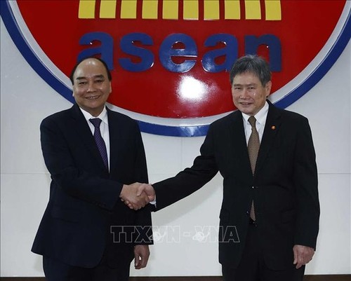 Vietnam concede especial importancia a las relaciones con la ASEAN - ảnh 1