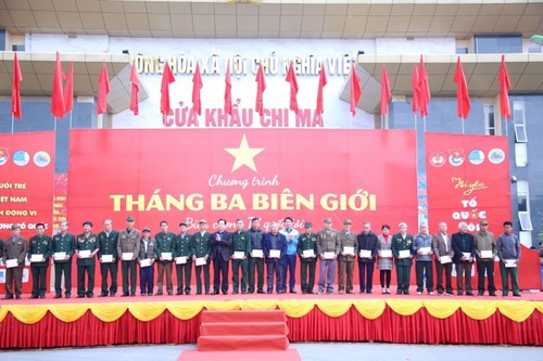 Lanzan programa “Marzo en la Frontera” en diversas localidades vietnamitas - ảnh 1