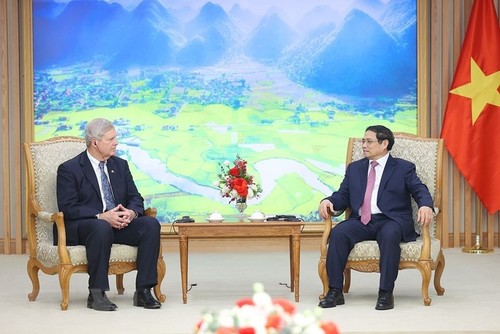 Premier vietnamita recibe a dirigentes extranjeros  - ảnh 1