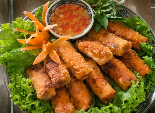“Nem” vietnamita entra en top 100 de los mejores aperitivos del mundo - ảnh 1