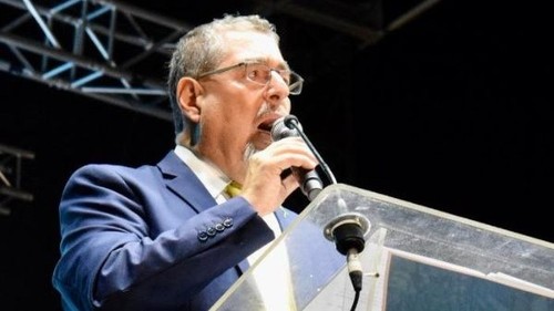 Bernardo Arévalo es electo presidente de Guatemala - ảnh 1