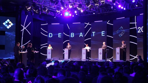 Los candidatos presidenciales de Argentina se enfrentan en el segundo debate electoral  - ảnh 1