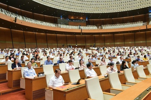 La Asamblea Nacional aprueba la lista de 44 cargos sometidos a votos de confianza - ảnh 1