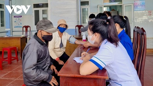 La juventud vietnamita se entrega por el bienestar de las comunidades remotas en Dak Lak  - ảnh 1
