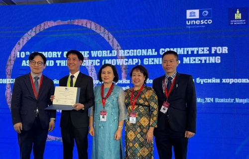 Reconocen a tesoro de Hue como patrimonio documental mundial de la UNESCO en Asia-Pacífico  - ảnh 1