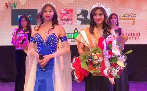 นักศึกษาหญิงเวียดนามได้รับรางวัลในการประกวด Miss Asia  Ural สหพันธรัฐรัสเซีย - ảnh 1