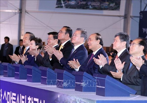 การประชุมสุดยอดอาเซียน-สาธารณรัฐเกาหลี: วิสัยทัศน์ให้แก่ 30 ปีข้างหน้า - ảnh 1