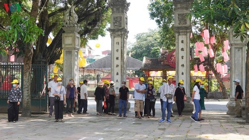 เขตโบราณสถานในกรุงฮานอยในวันที่เปิดให้เข้าชมอีกครั้งหลังการระบาดของโควิด-19 - ảnh 3