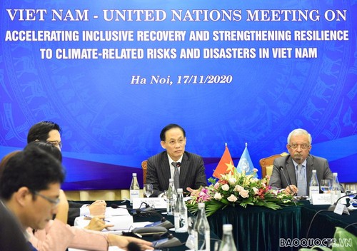 การประชุมเวียดนาม-สหประชาชาติ “ผลักดันกระบวนการฟื้นฟูที่รอบด้านและยกระดับทักษะความสามารถในการรับมือความเสี่ยงจากภัยธรรมชาติที่เกี่ยวข้องถึงการเปลี่ยนแปลงของสภาพภูมิอากาศในเวียดนาม” - ảnh 1