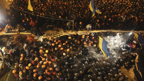 Ukraine rejects accusation of violent crackdown on protesters - ảnh 1