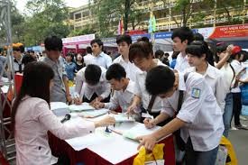 Hanoi provides career guidance for students - ảnh 1