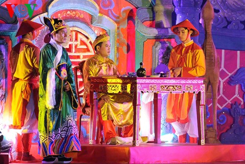 Hue Festival 2014: “Royal Palace Night” re-enacts royal ceremonies - ảnh 1