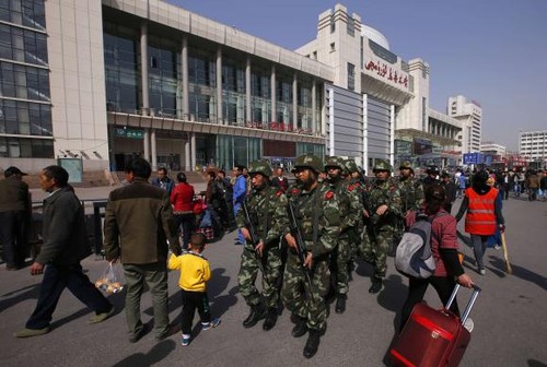 China blames terrorist group ETIM for Xinjiang railway station attack - ảnh 1