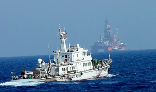 S.Koreans protest China’s illegal oil rig in East Sea - ảnh 1