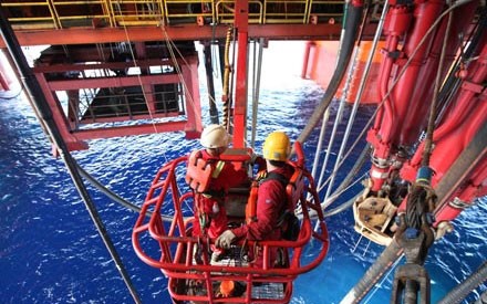 China ends illegal oil drilling near Vietnam’s Hoang Sa archipelago - ảnh 1